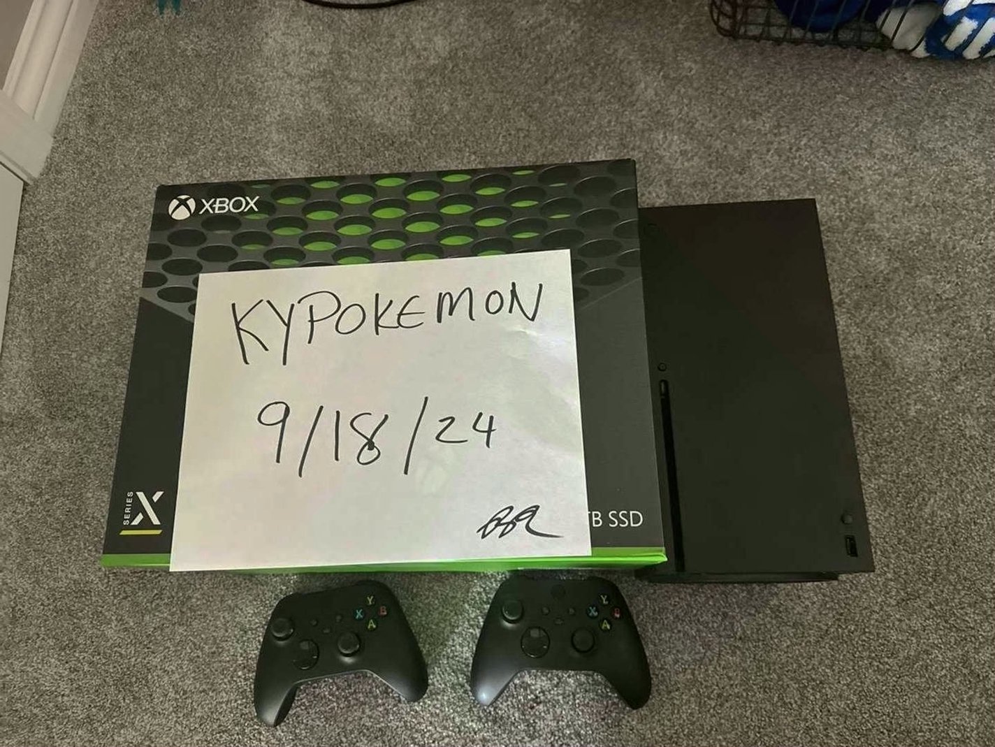Microsoft Xbox Series X 8C99 with 2 Controllers - Used image 5