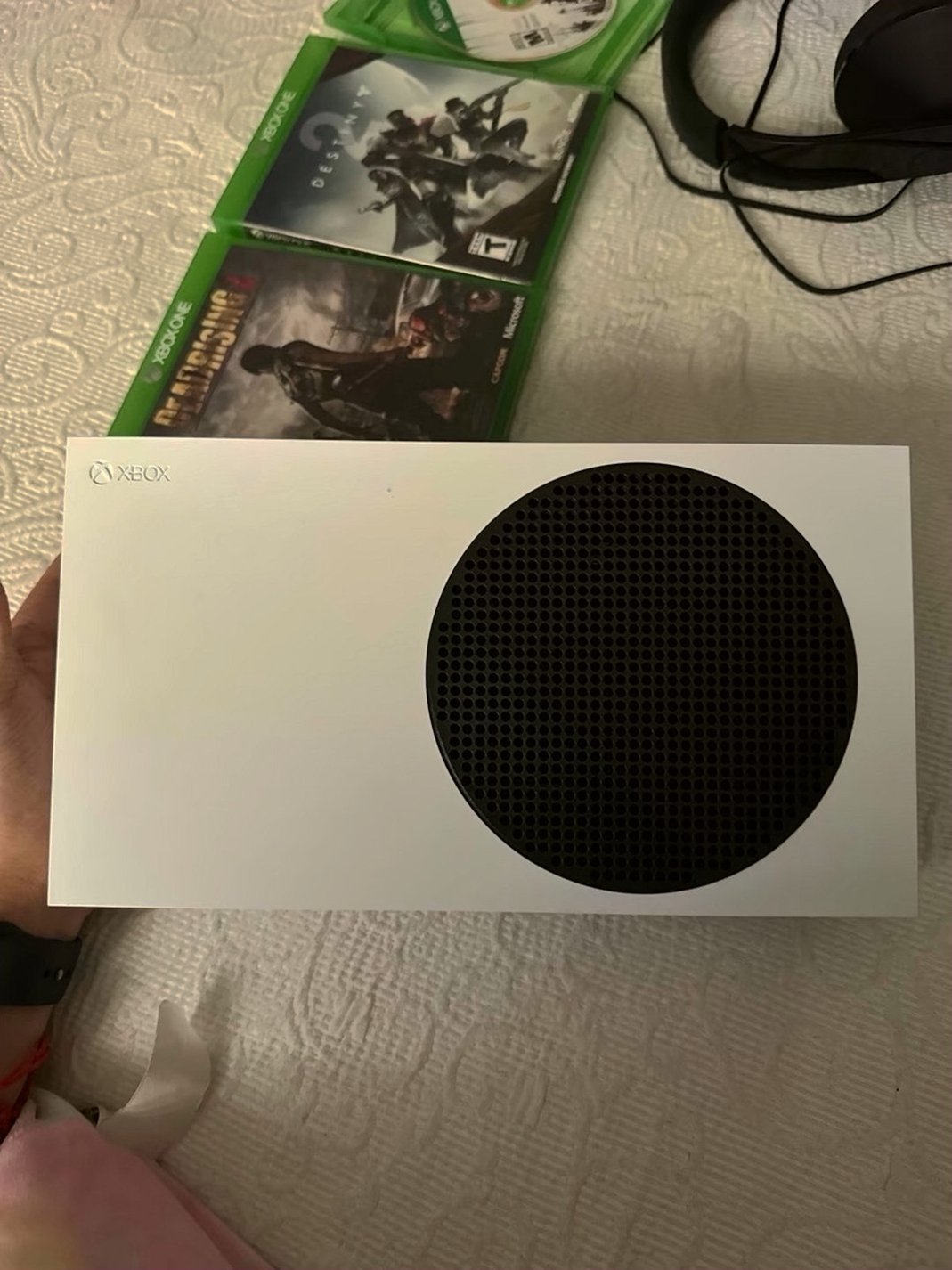 Xbox Series S Digital Edition 500GB White - Used image 4