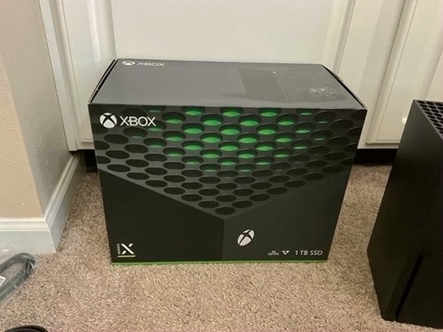 Microsoft Xbox Series X 1TB Black Used image 4