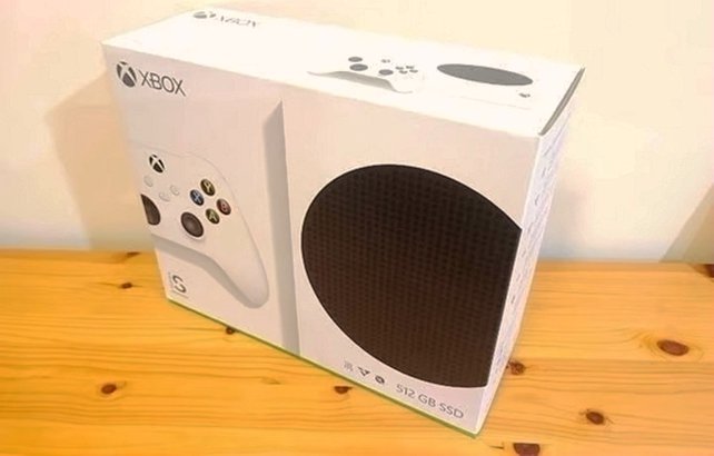 Microsoft Xbox Series S 512GB White - Used image 2