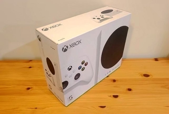 Microsoft Xbox Series S 512GB White - Used image 3