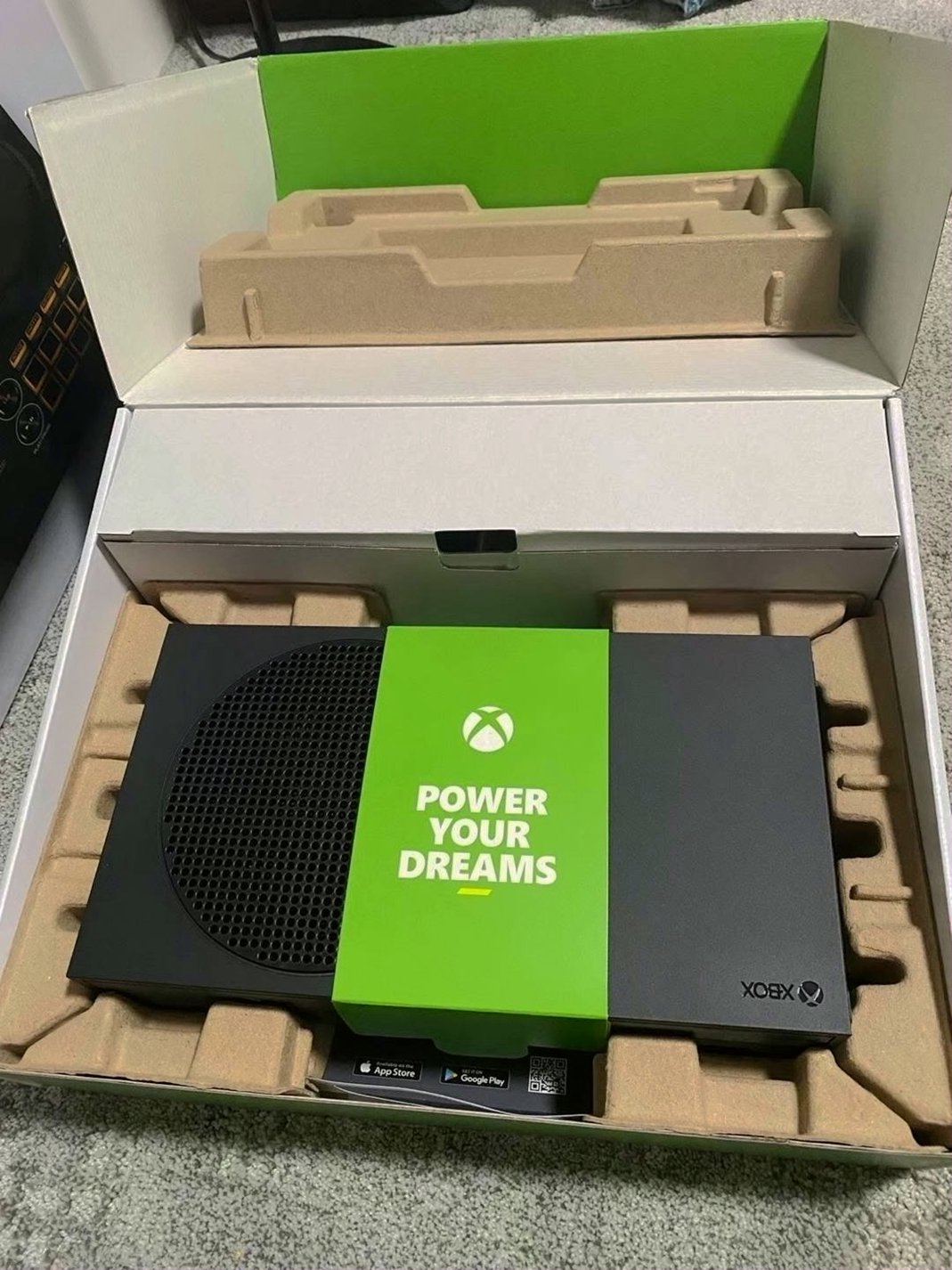 Microsoft Xbox Series S 1TB Black - Used image 2