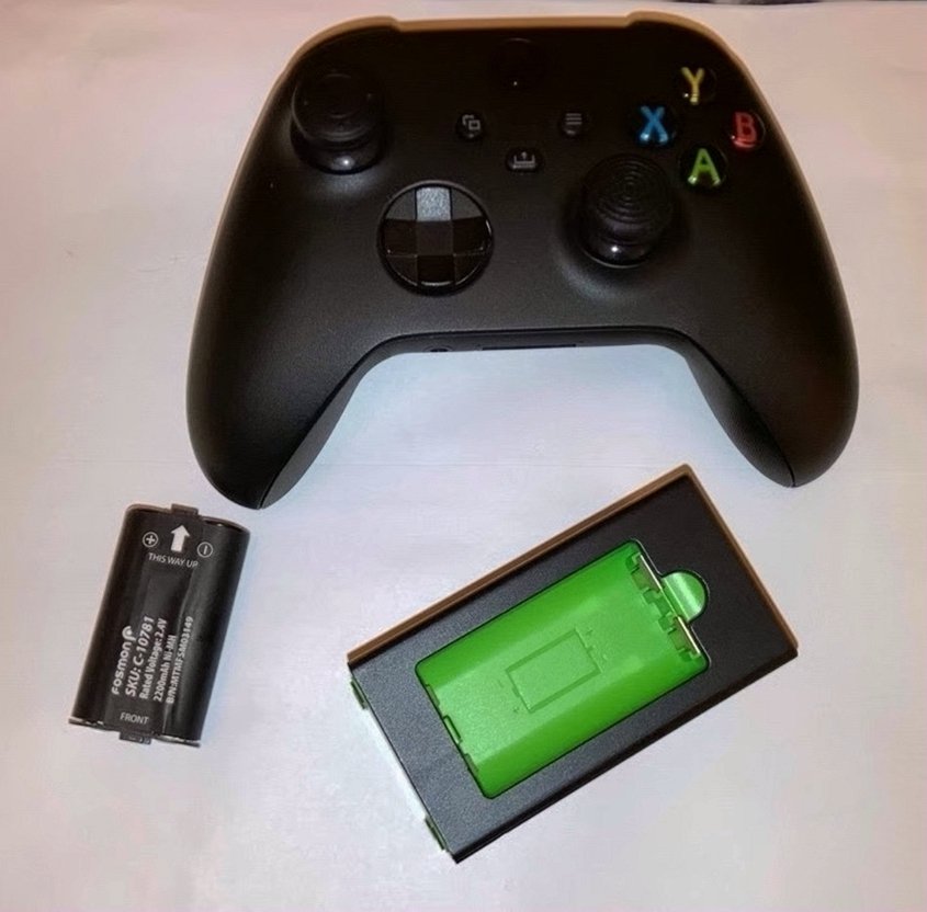 Microsoft Xbox Series X Bundle 6P83 Used image 3