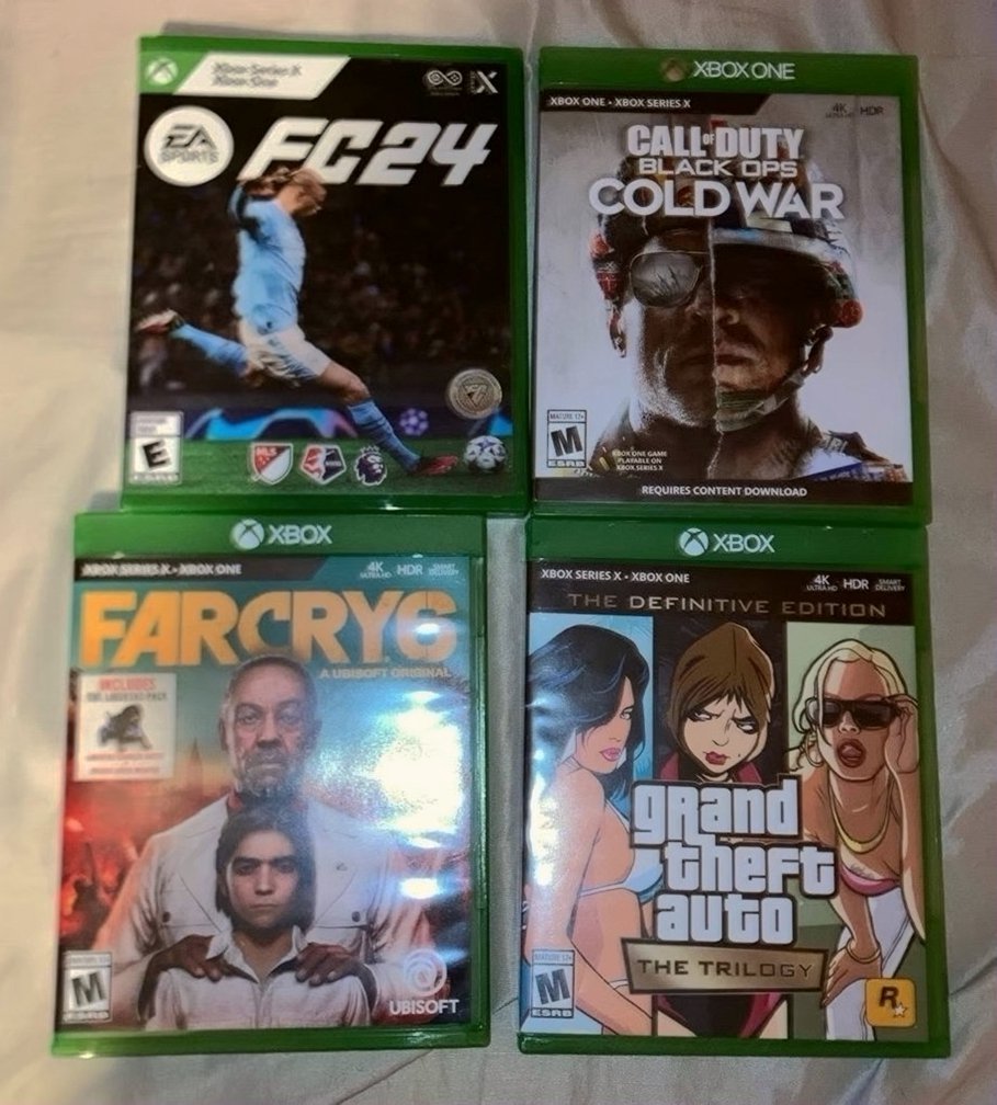 Microsoft Xbox Series X Bundle 6P83 Used image 5