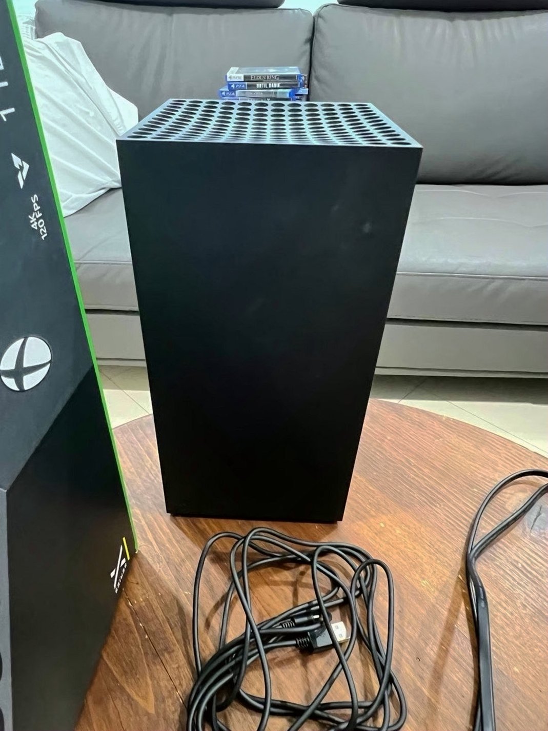 Microsoft Xbox Series X with Xbox Pro Controller 6J17 - Used image 4