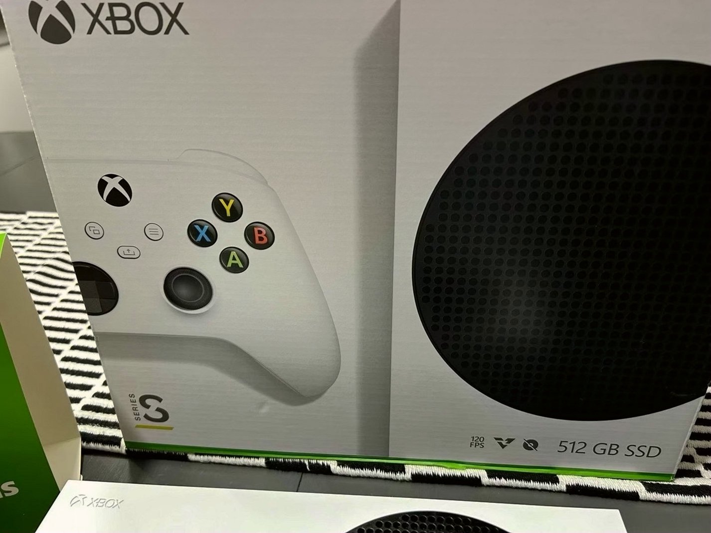 Microsoft Xbox Series S 512GB White - Used image 2