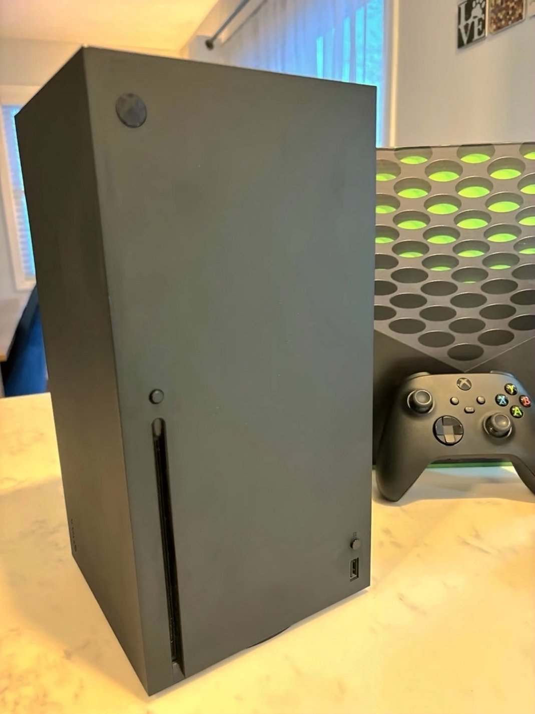 Microsoft Xbox Series X 1TB Black - Used image 2