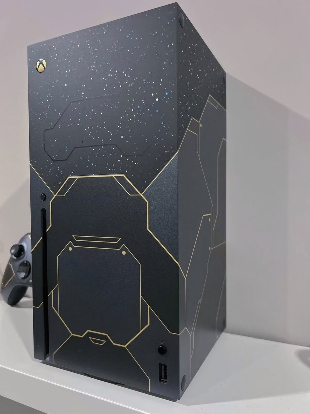 Microsoft Xbox Series X 1TB Halo Infinite Limited Edition - Used image 3