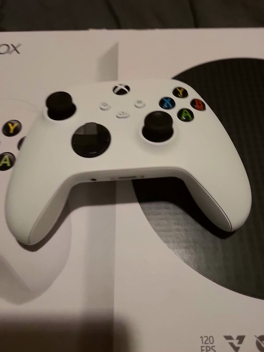 Microsoft Xbox Series S Console 512GB White Unlocked - Used image 4