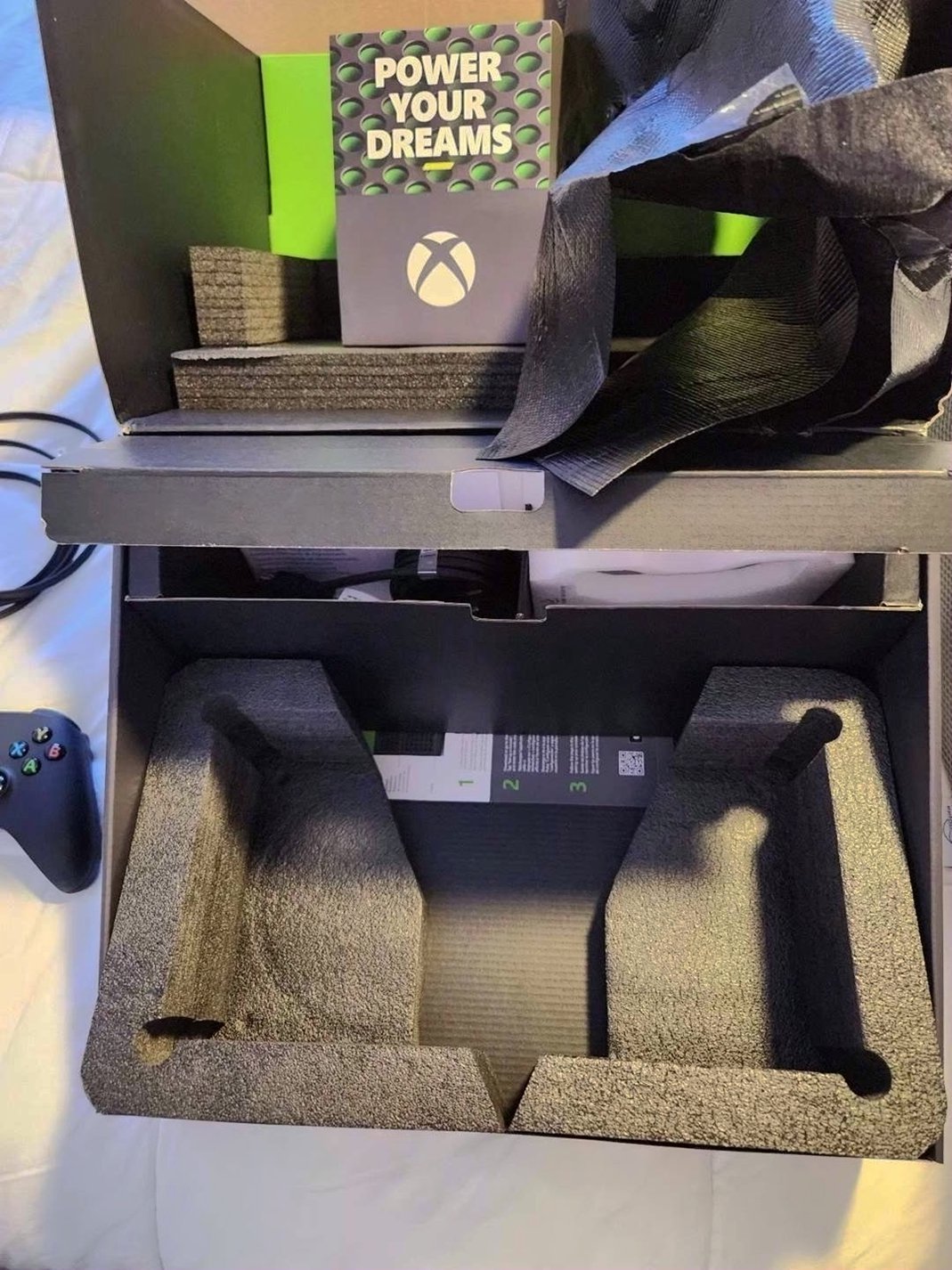 Microsoft Xbox Series X 1TB Black Used image 2
