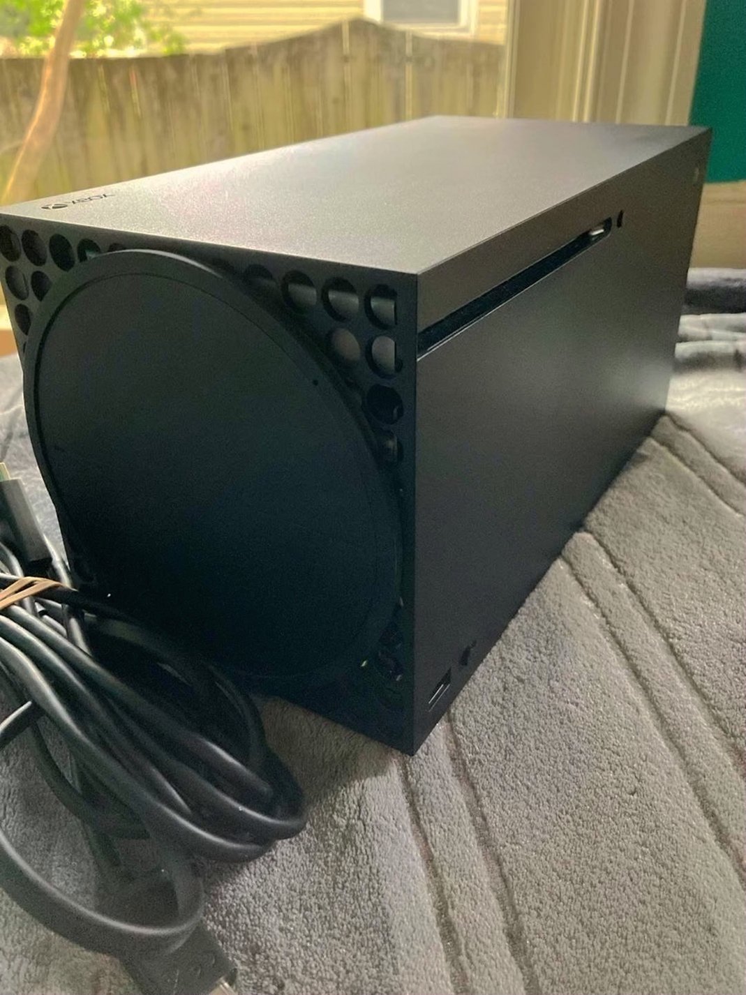 Microsoft Xbox Series X 1TB Black - Used image 2