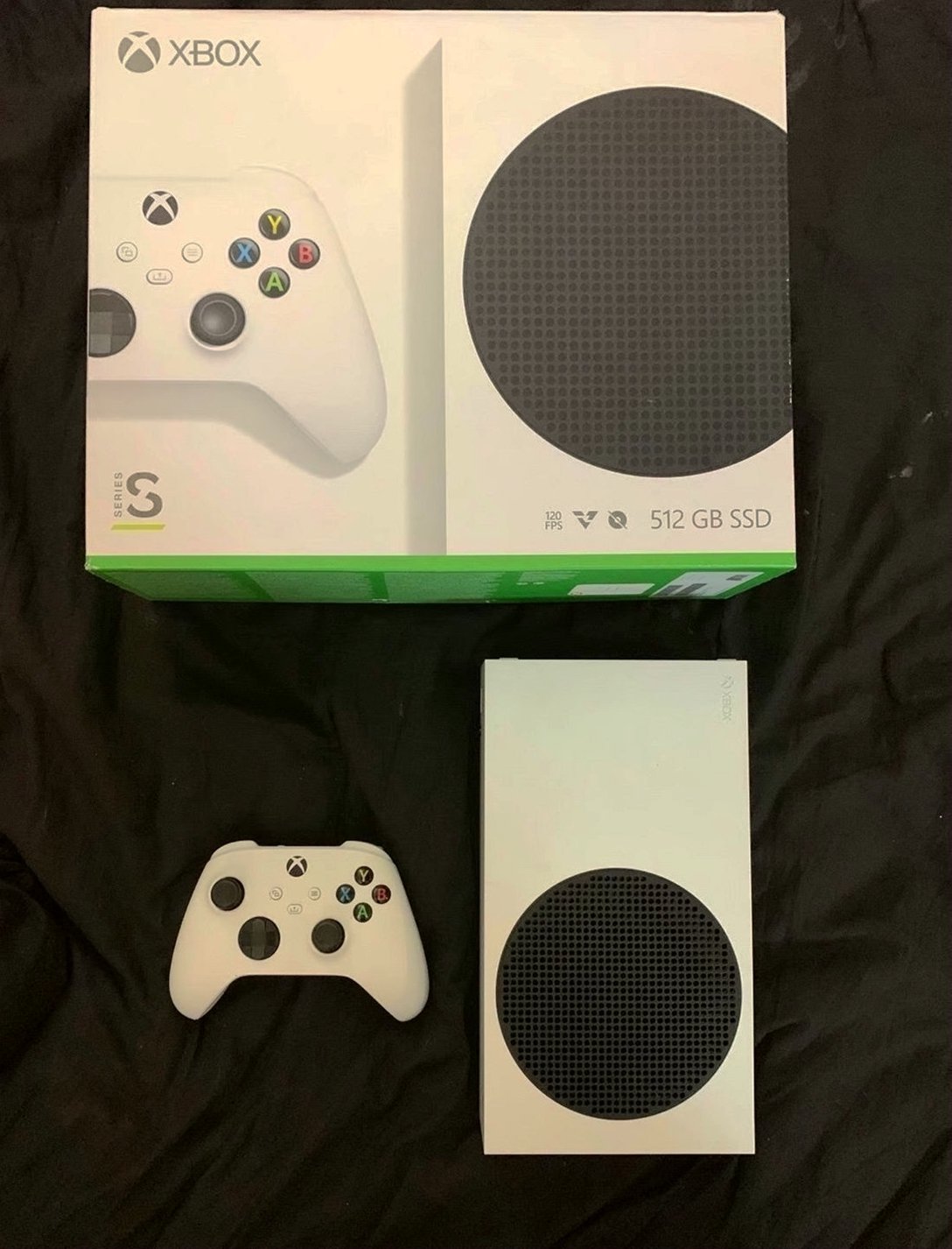 Bang & Olufsen Xbox Series S 512GB Bundle with Gaming Headphones - Used image 2