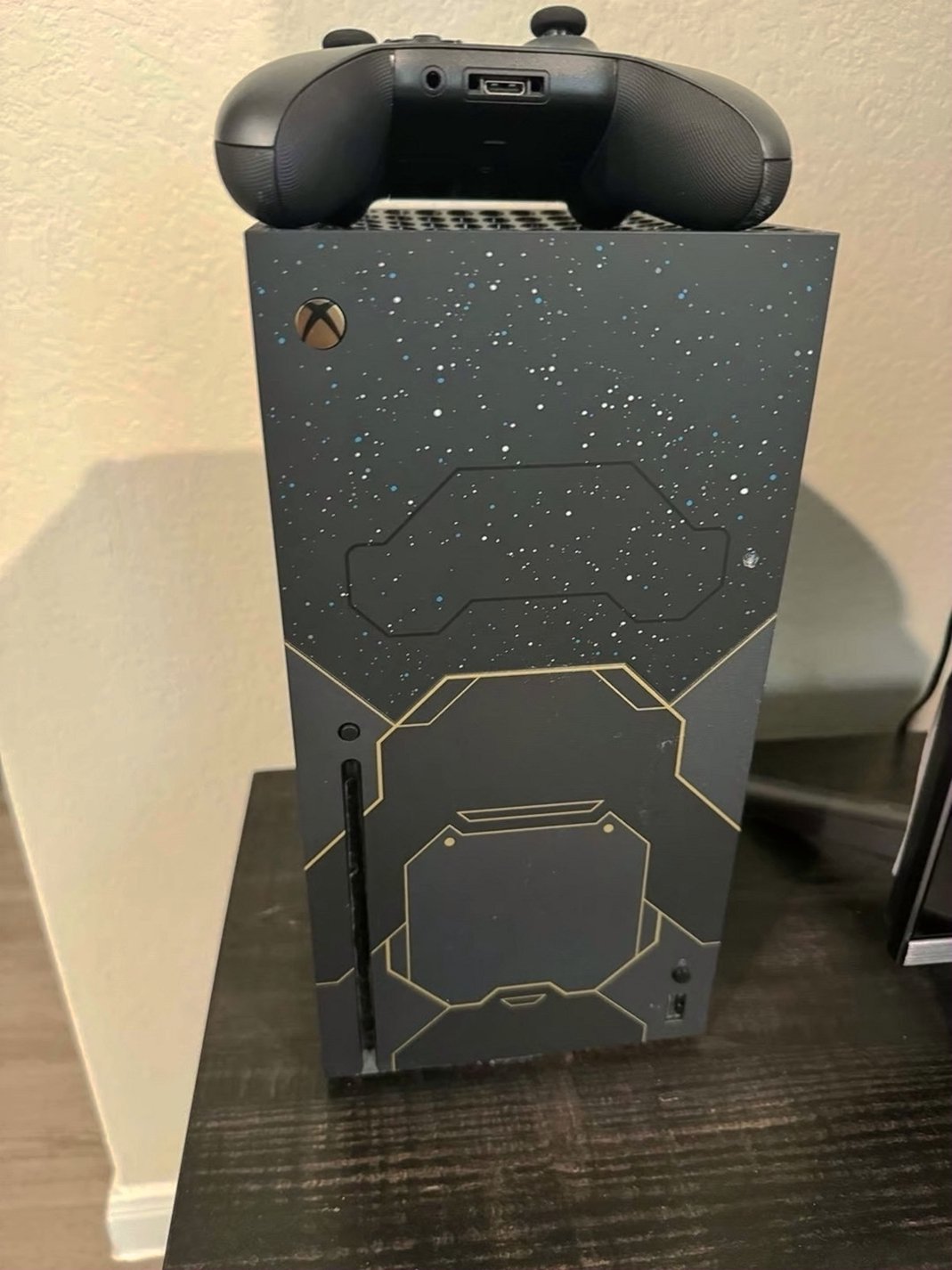 Microsoft Xbox Series X Limited Edition Halo Infinite Unlocked - Used