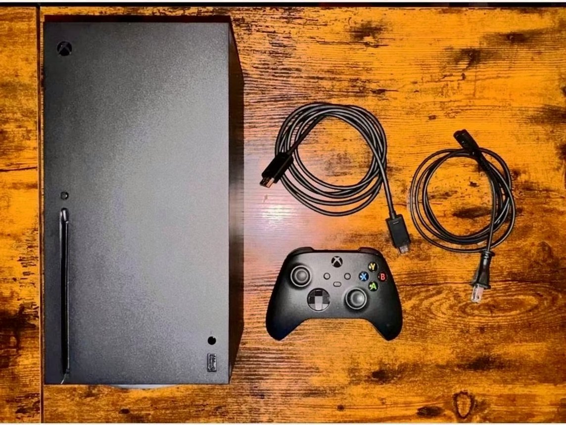 Microsoft Xbox Series X 1TB Console Used image 2