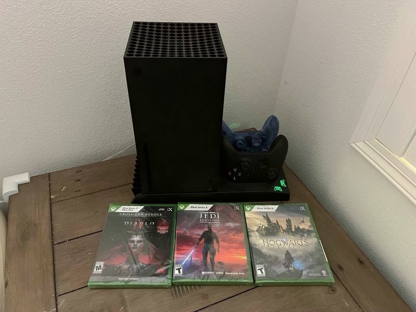 Microsoft Xbox Series X 1TB Console Bundle - Used
