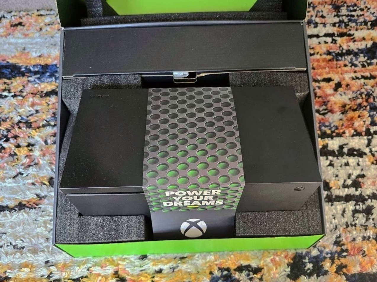 Microsoft Xbox Series X 1TB Black Unlocked - Used image 2