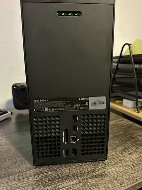 Microsoft Xbox Series X 1TB Black - Used image 2