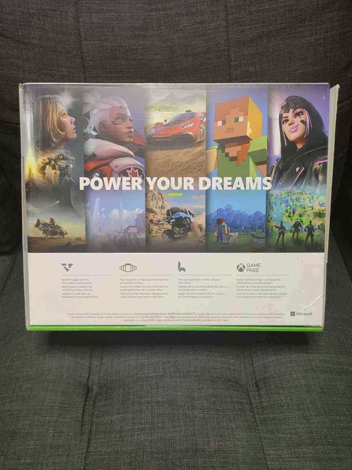 Microsoft Xbox Series S 512GB White Digital Edition - Used image 3