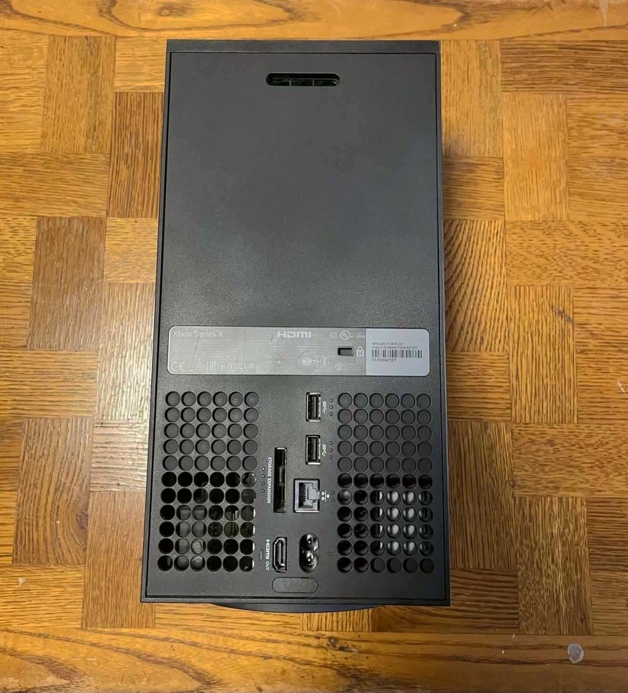 Microsoft Xbox Series X 1TB Black - Used image 5