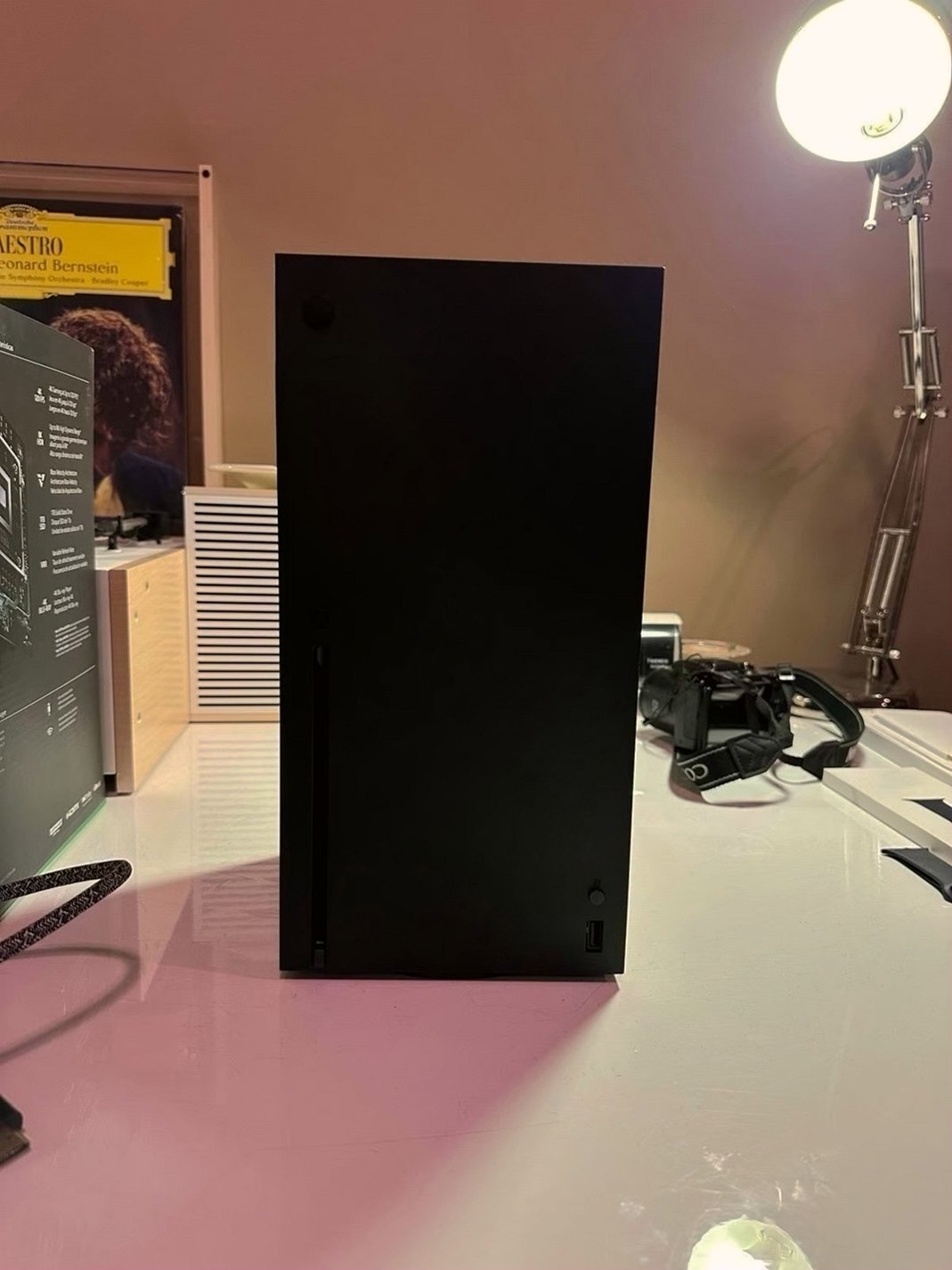 Microsoft Xbox Series X 1TB Black Used image 3