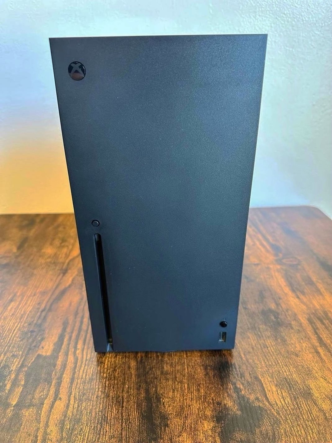 Microsoft Xbox Series X 1TB Black Used - Refurbished A Grade image 2
