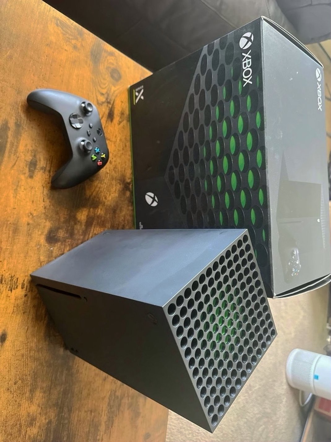 Microsoft Xbox One Series X 1TB Black - Used image 4