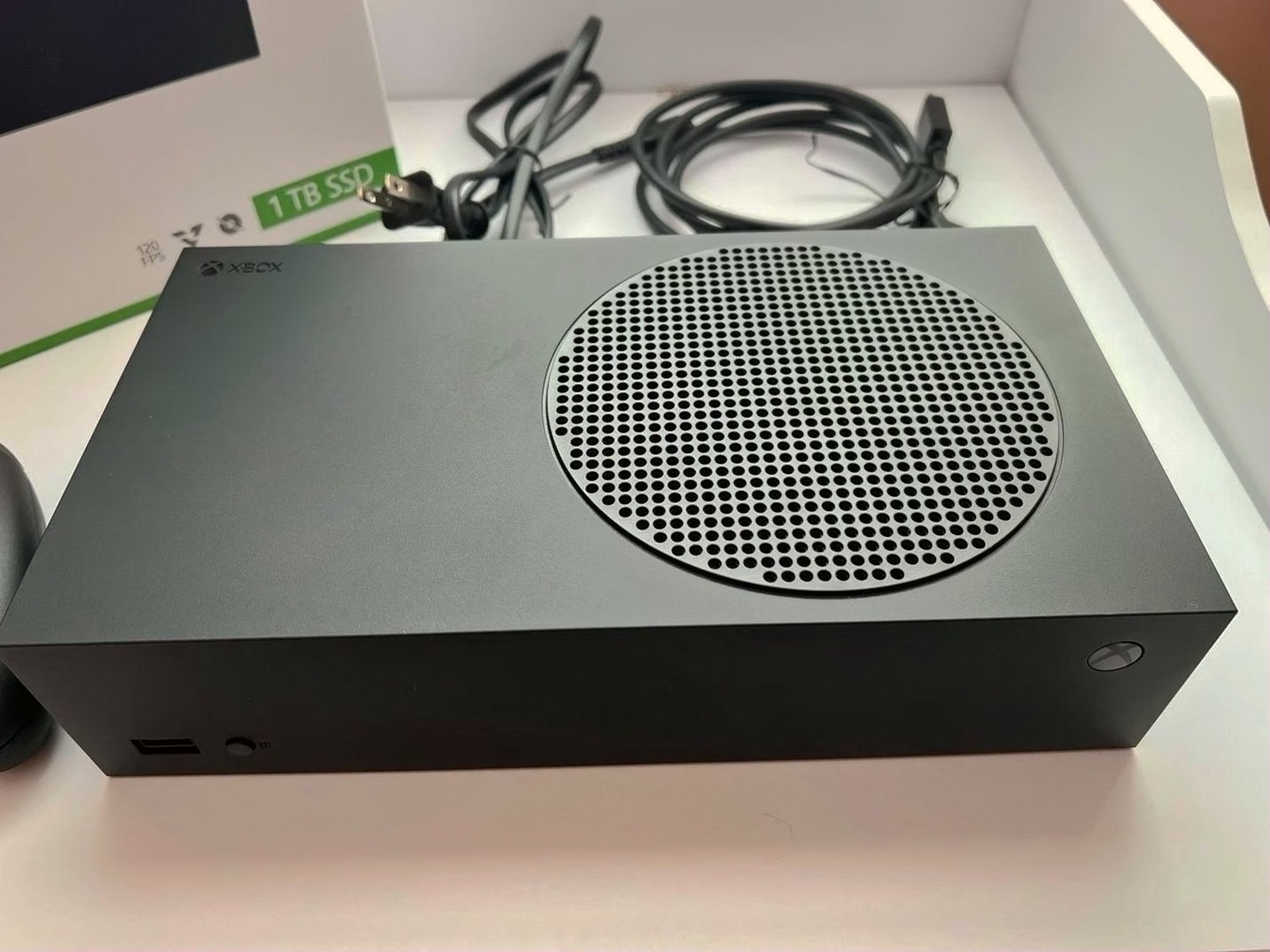 Microsoft Xbox Series S 1TB - Used image 2
