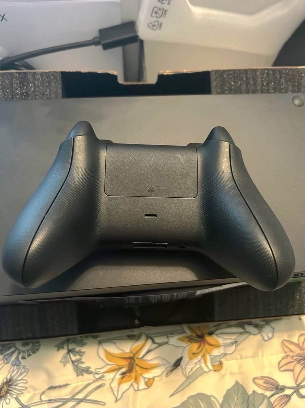 Microsoft Xbox Series X 1TB Black - Used image 4