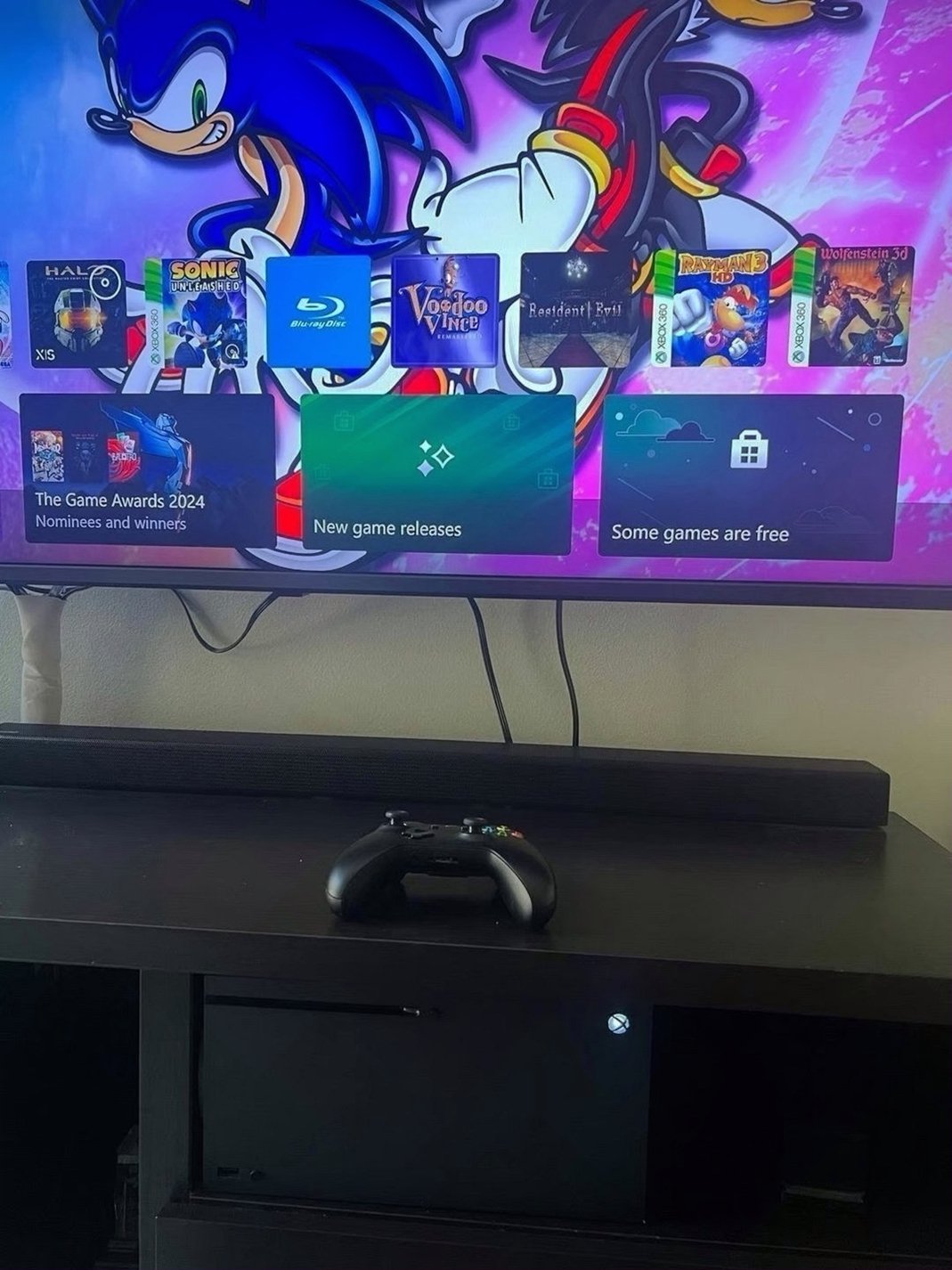 Microsoft Xbox Series X 2L32 Used image 3