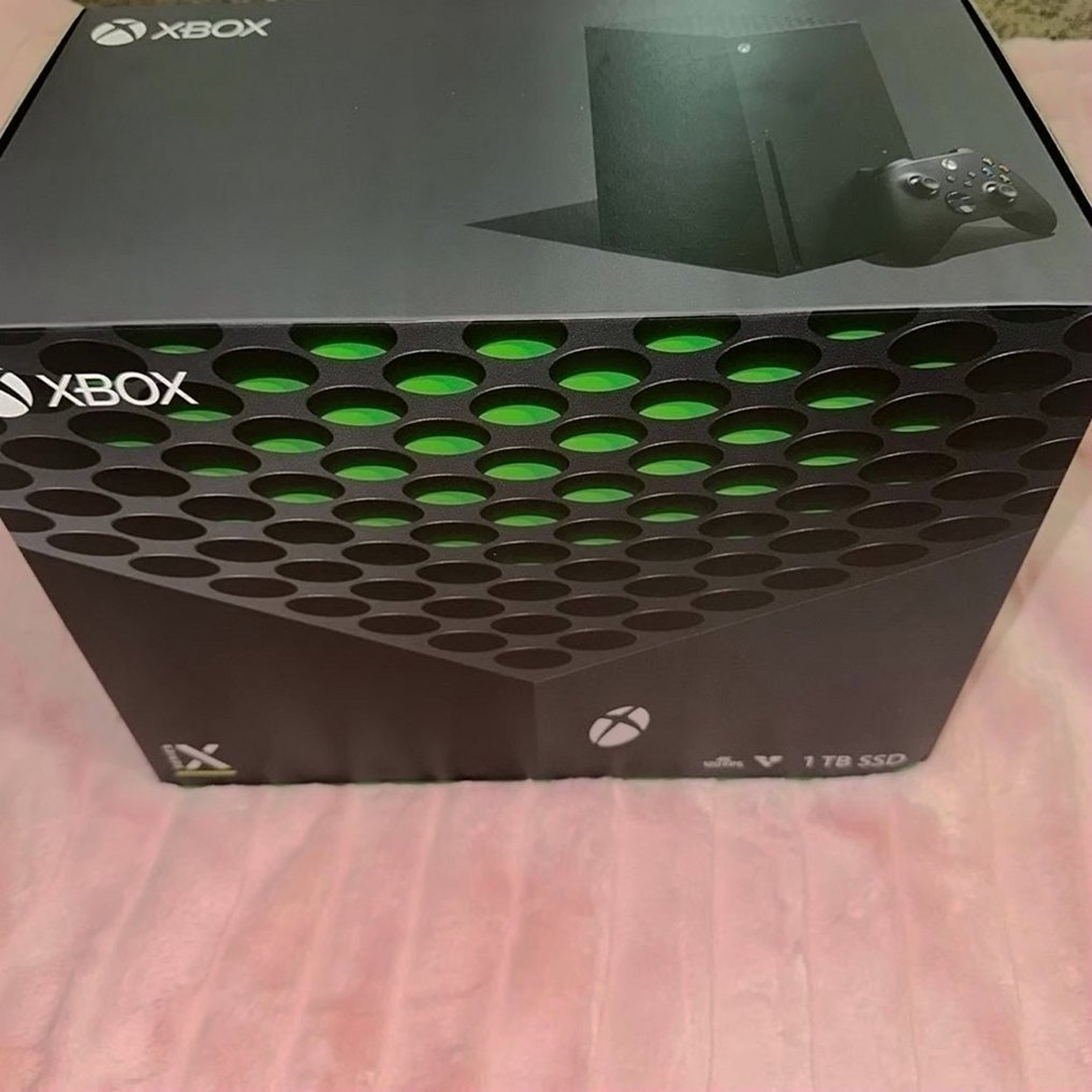 Microsoft Xbox Series X Console 1TB - Used image 2
