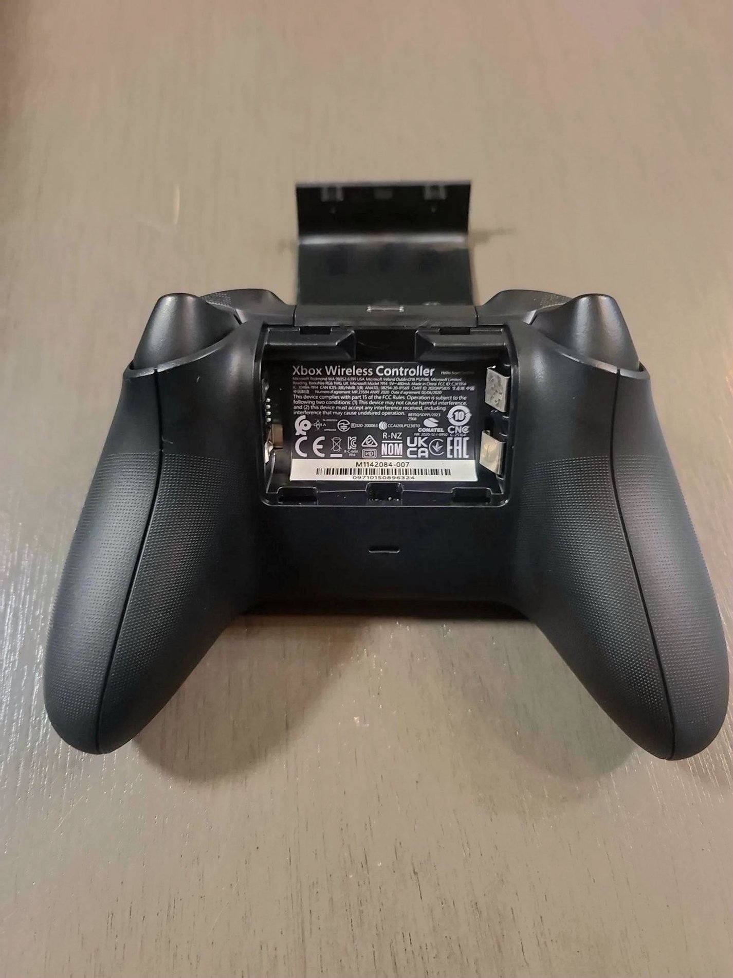 Microsoft Xbox Series X 1TB SSD with Controller Battery Charger - Used image 3